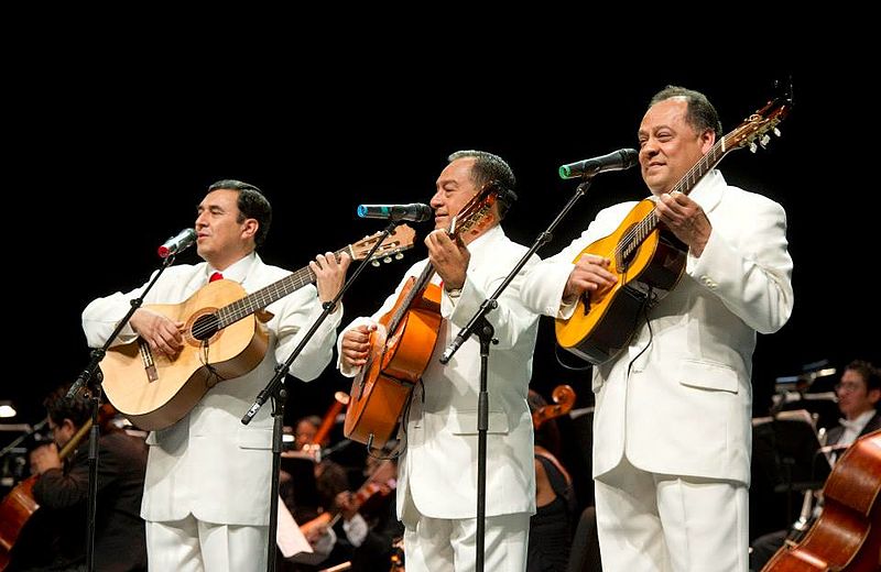 Buy Los Panchos Online