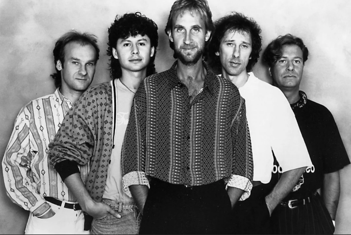 Buy Mike + The Mechanics Online