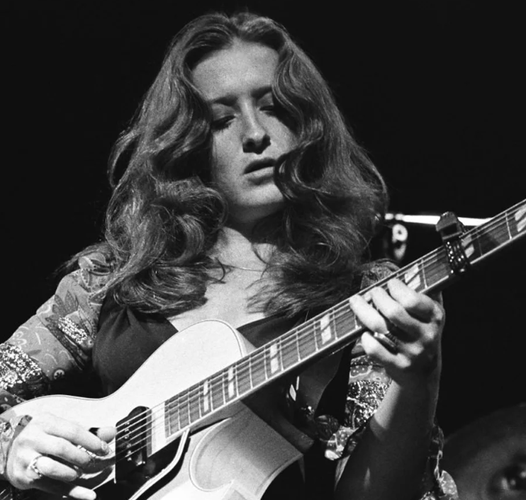 Buy Bonnie Raitt Online