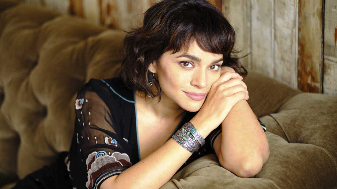 Buy Norah Jones Online